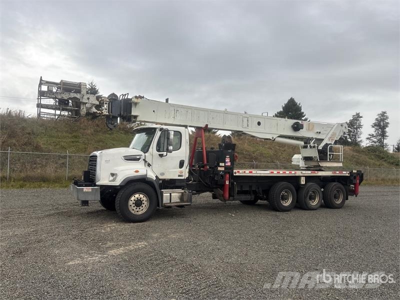 Freightliner 108SD Kamioni sa kranom
