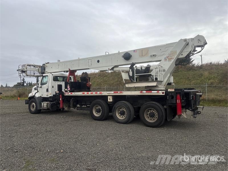 Freightliner 108SD Kamioni sa kranom