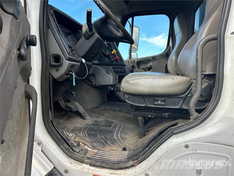 Freightliner 114SD 4x2 S/A Dump Truck Kiper tovornjaki