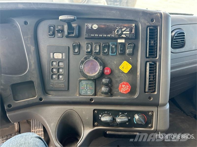 Freightliner 114SD 4x2 S/A Dump Truck Kiper tovornjaki