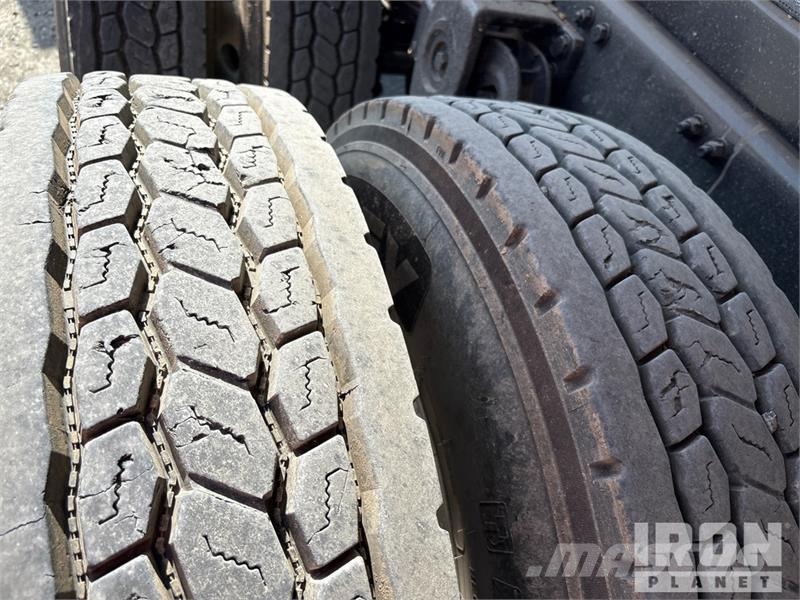 Freightliner 114SD 6x4 Transfer Set Otros componentes