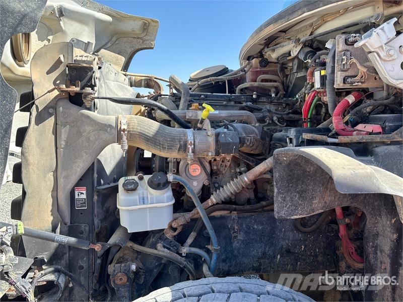 Freightliner 114SD 6x4 Mixer Truck Camiões de betão