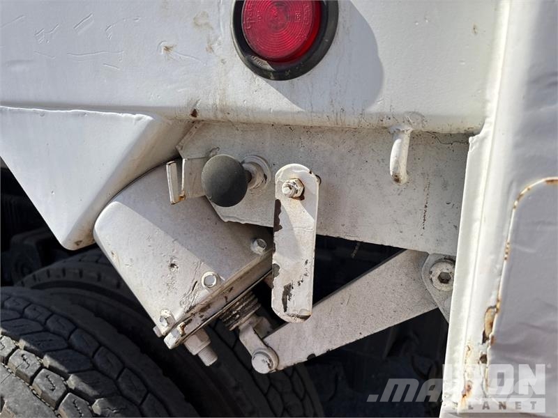 Freightliner 114SD 6x4 Transfer Set Otros componentes