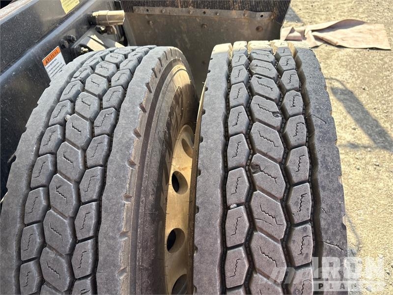 Freightliner 114SD 6x4 Transfer Set Otros componentes