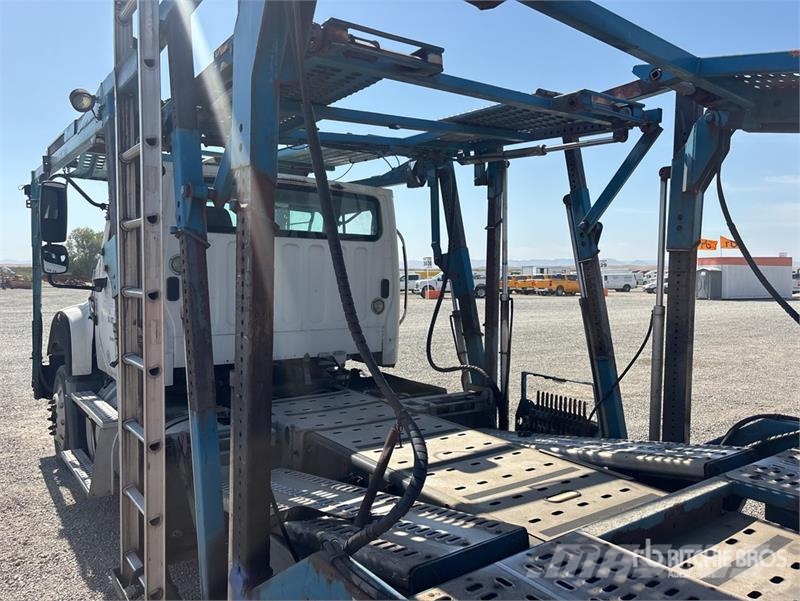Freightliner 114SD 6x4 Car Carrier Truck Transport vehicles