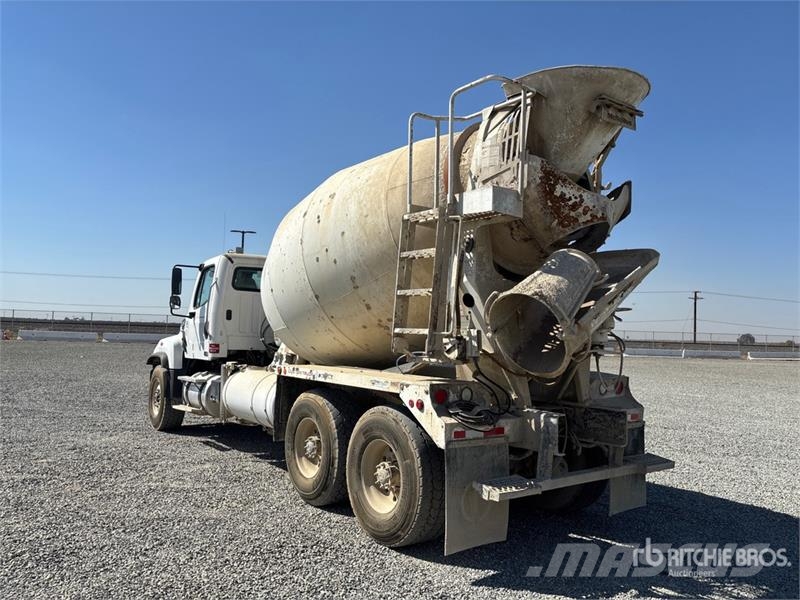Freightliner 114SD 6x4 Mixer Truck Camiões de betão