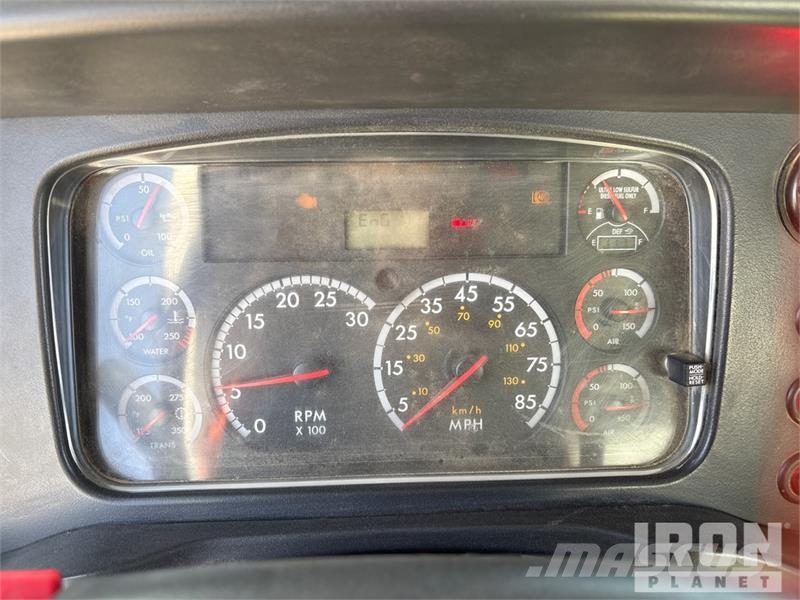 Freightliner 114SD 6x4 Transfer Set Otros componentes