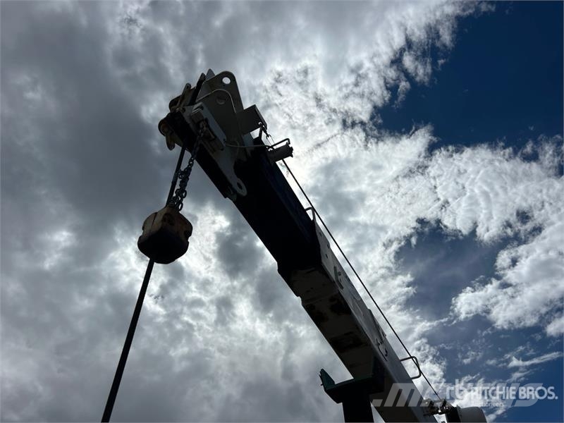 Freightliner 455 8 ton Straight Boom on Freightliner FL80 4x2 B Kranbilar