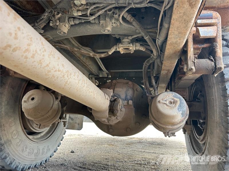 Freightliner 455 8 ton Straight Boom on Freightliner FL80 4x2 B Kranbilar