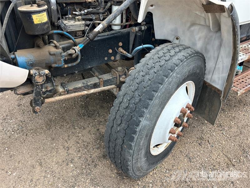 Freightliner 455 8 ton Straight Boom on Freightliner FL80 4x2 B Kranbilar