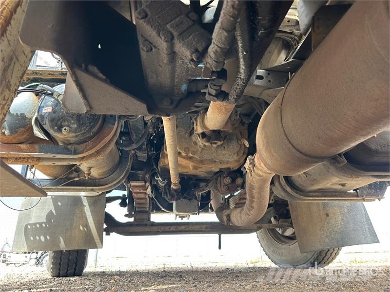 Freightliner 455 8 ton Straight Boom on Freightliner FL80 4x2 B Kranbilar