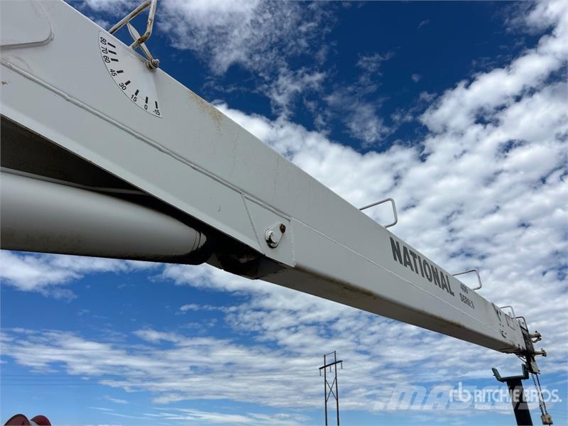 Freightliner 455 8 ton Straight Boom on Freightliner FL80 4x2 B Kranbilar