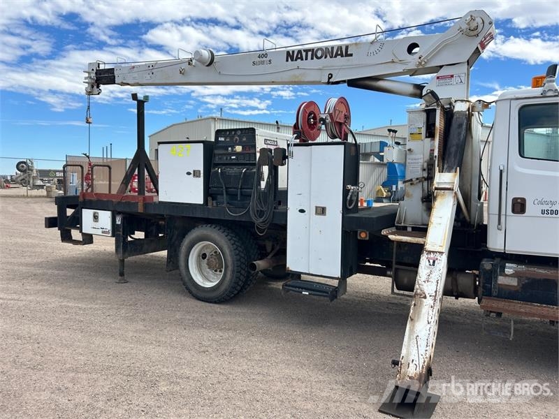 Freightliner 455 8 ton Straight Boom on Freightliner FL80 4x2 B Kranbilar