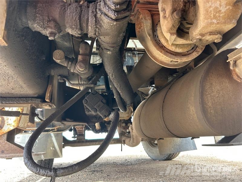 Freightliner 455 8 ton Straight Boom on Freightliner FL80 4x2 B Kranbilar