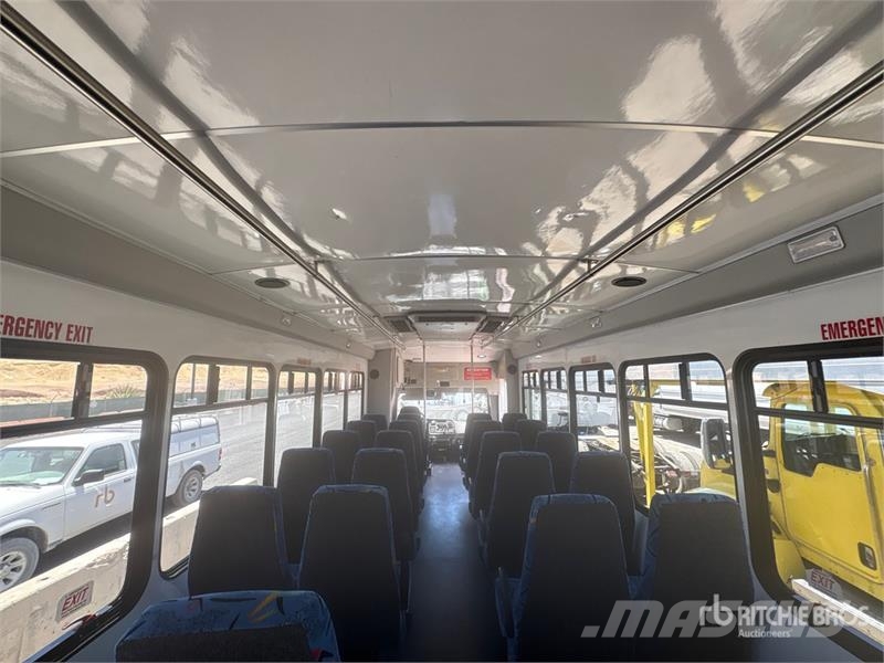 Freightliner 4x2 40-Seat Transit Bus Minibusser