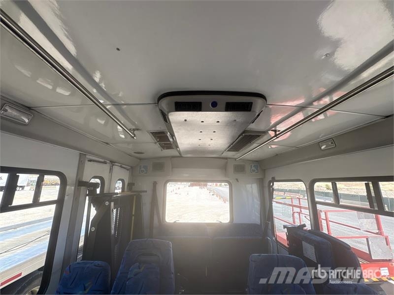 Freightliner 4x2 40-Seat Transit Bus Minibusser