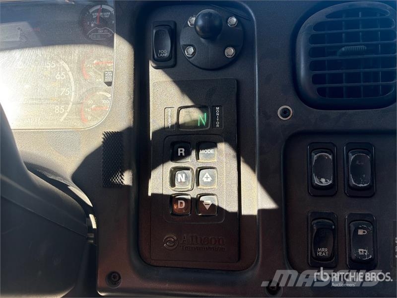 Freightliner Altec At37G 37 ft on Freightliner M2 4x2 Bucket T Camion nacelle