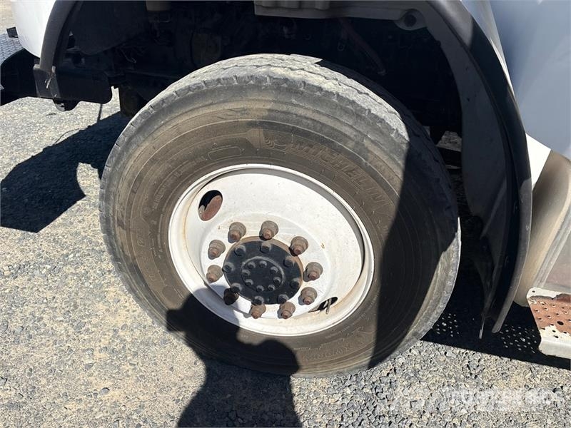 Freightliner Altec At37G 37 ft on Freightliner M2 4x2 Bucket T Camion nacelle