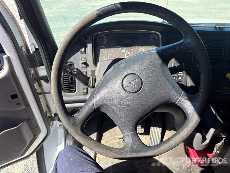Freightliner Altec At37G 37 ft on Freightliner M2 4x2 Bucket T Camion nacelle
