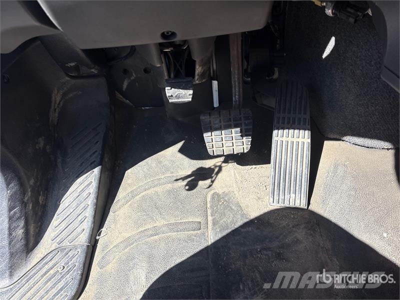 Freightliner Altec At37G 37 ft on Freightliner M2 4x2 Bucket T Camion nacelle