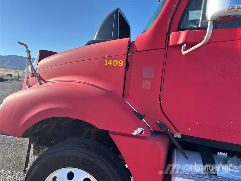 Freightliner C120 6x4 T/A Day Cab Truck Tractor وحدات الجر