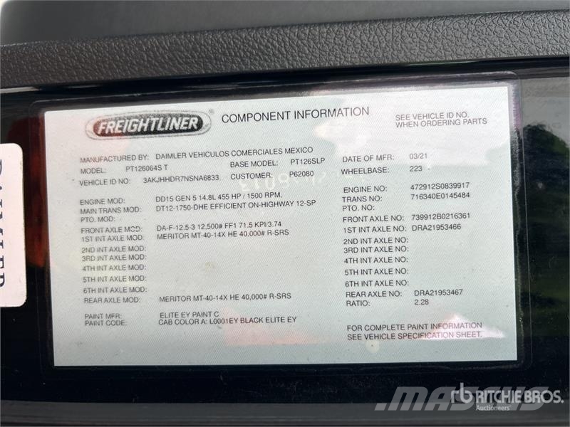 Freightliner Cascadia 126 6x4 T/A Sleeper Truck Tractor Sattelzugmaschinen