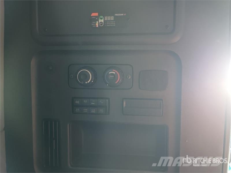 Freightliner Cascadia 126 Naudoti vilkikai