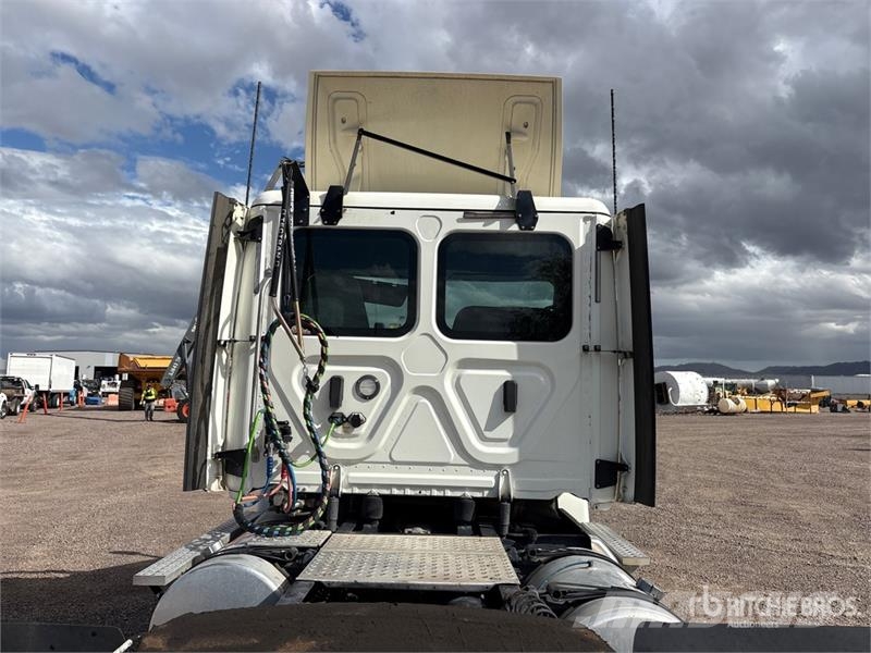 Freightliner Cascadia 113 Vlačilci
