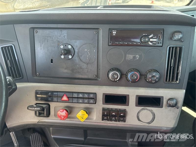 Freightliner Cascadia 126 Tegljači