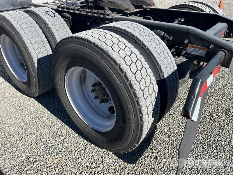Freightliner Cascadia 125 Vlačilci