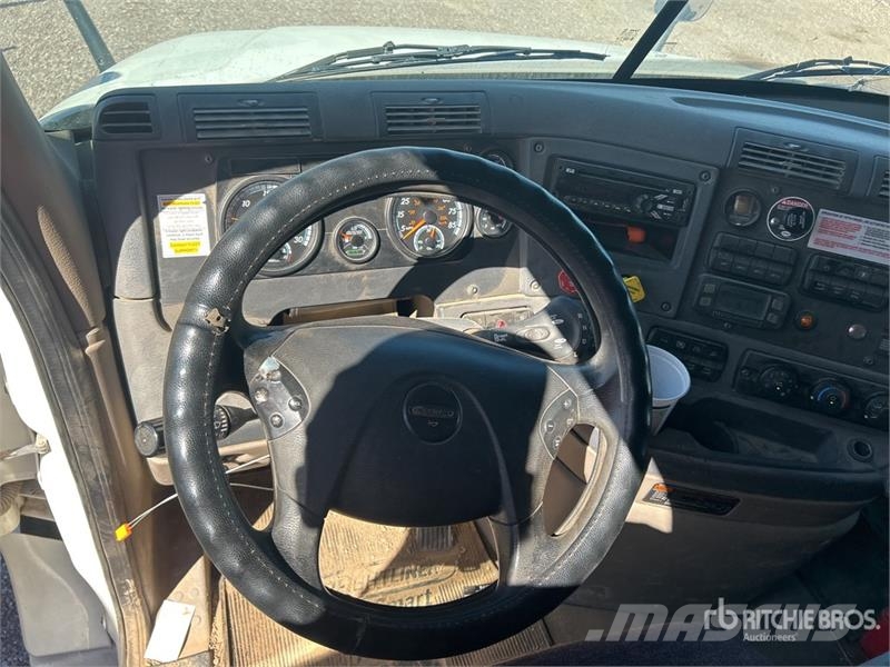 Freightliner Cascadia 125 6x4 T/A Dump Truck Camion benne