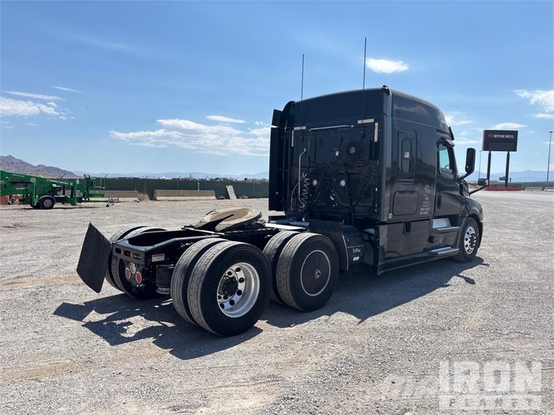 Freightliner Cascadia 126 Cabezas tractoras