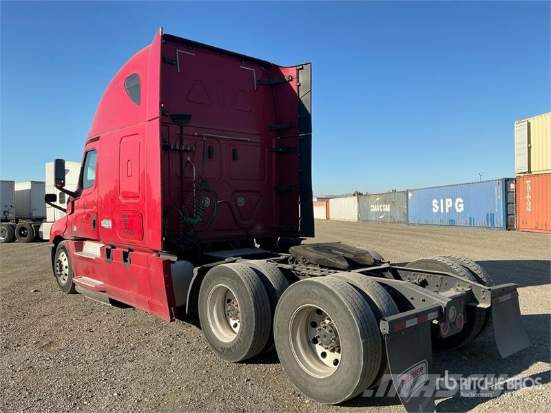 Freightliner Cascadia 126 Tractor Units