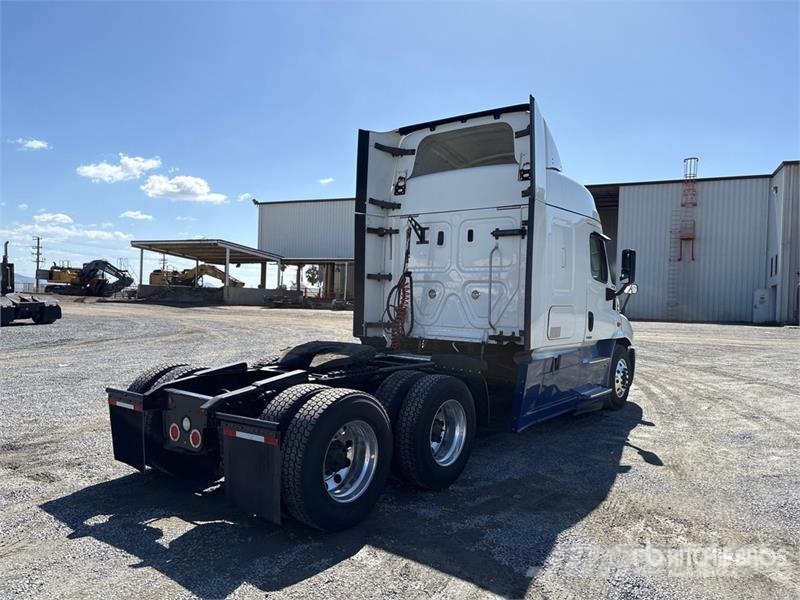 Freightliner Cascadia 113 Cabezas tractoras