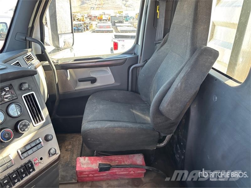 Freightliner Cascadia 126 Dragbilar