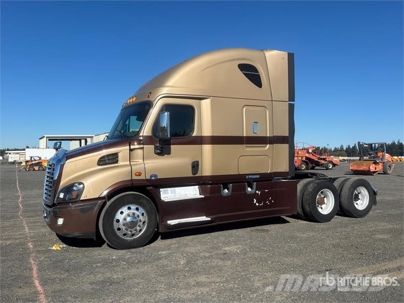 Freightliner Cascadia 113 Vlačilci