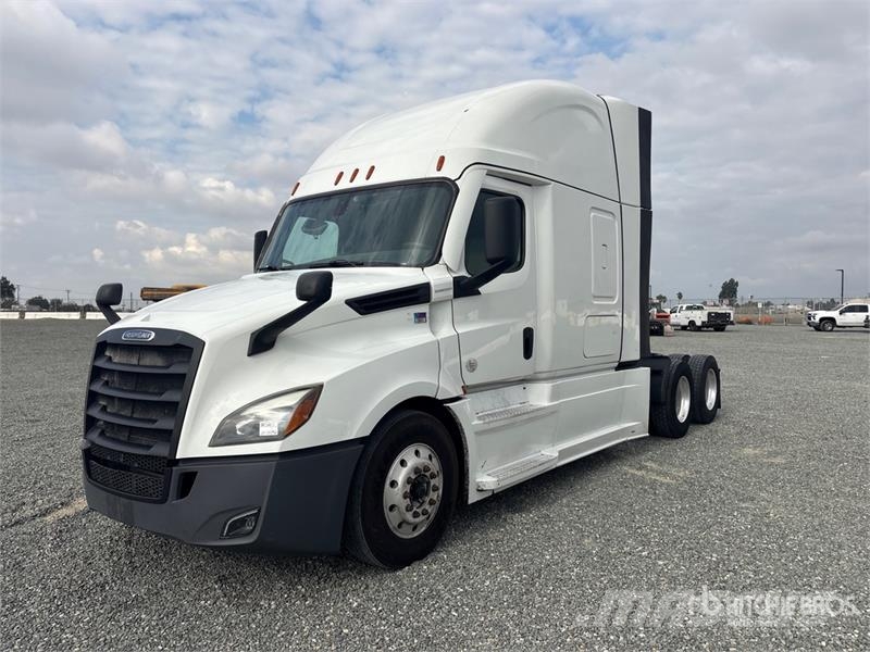 Freightliner Cascadia 126 Vilcēji
