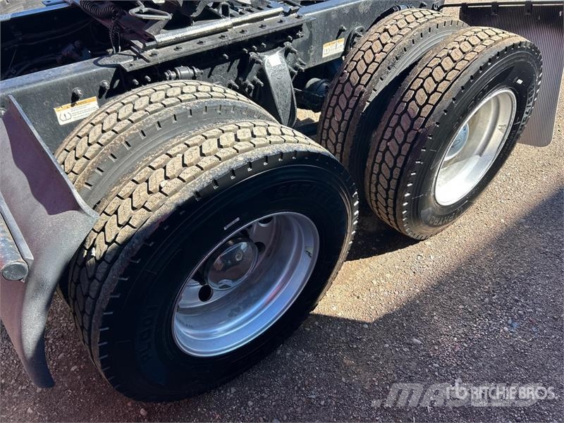 Freightliner Cascadia 116 Sadulveokid