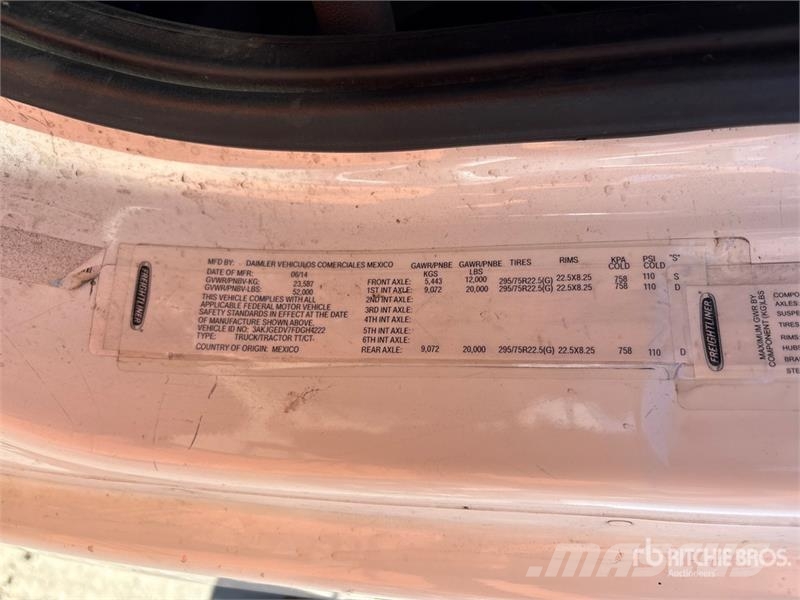 Freightliner Cascadia 125 6x4 Roll-Off Truck (Inoperable) شاحنات لوادر