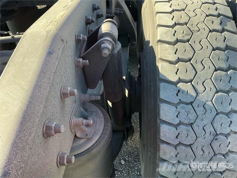 Freightliner Cascadia 126 Tractor Units