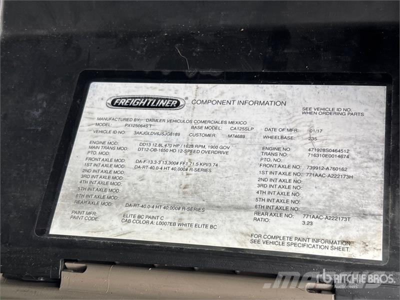 Freightliner Cascadia 125 Vetopöytäautot