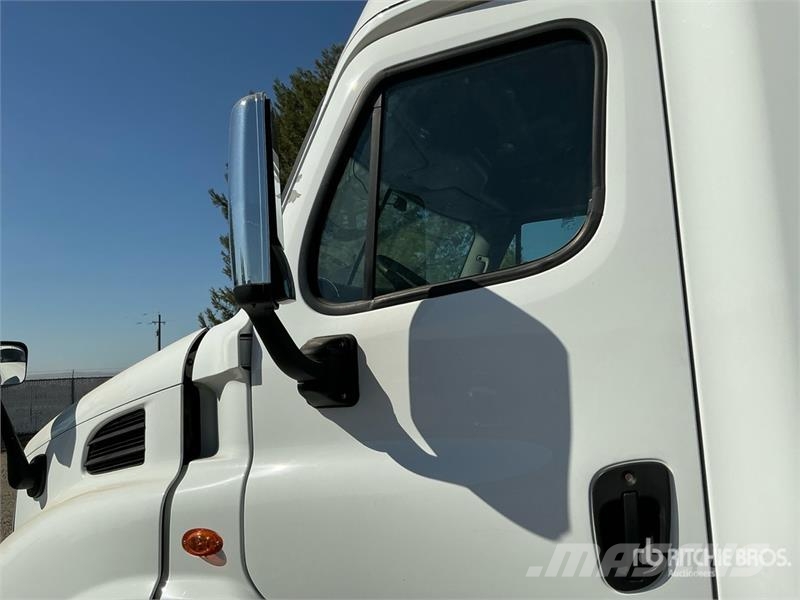 Freightliner Cascadia 113 Ťahače