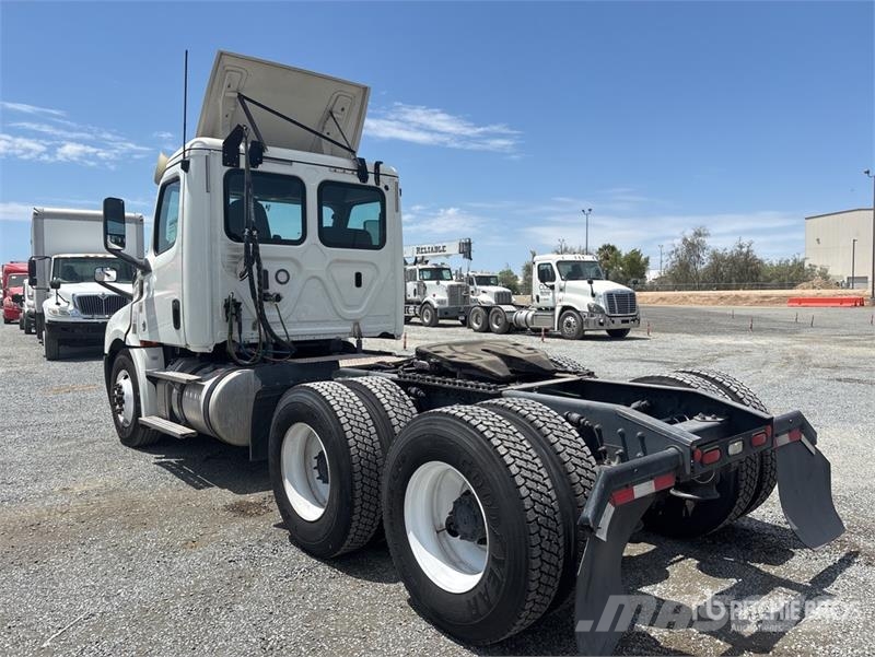 Freightliner Cascadia 126 Tegljači