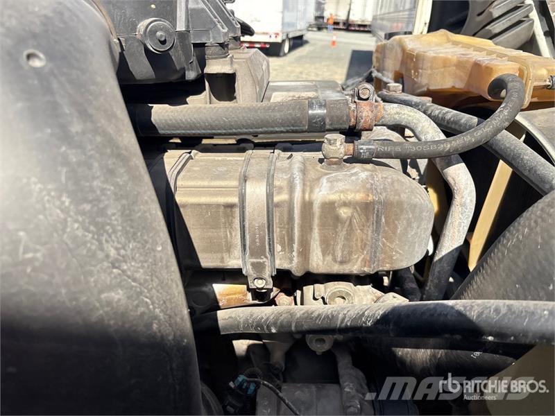 Freightliner Cascadia 125 6x4 T/A Sleeper Truck Tractor Motrici e Trattori Stradali