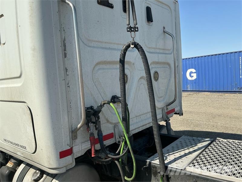 Freightliner Cascadia 113 Sattelzugmaschinen