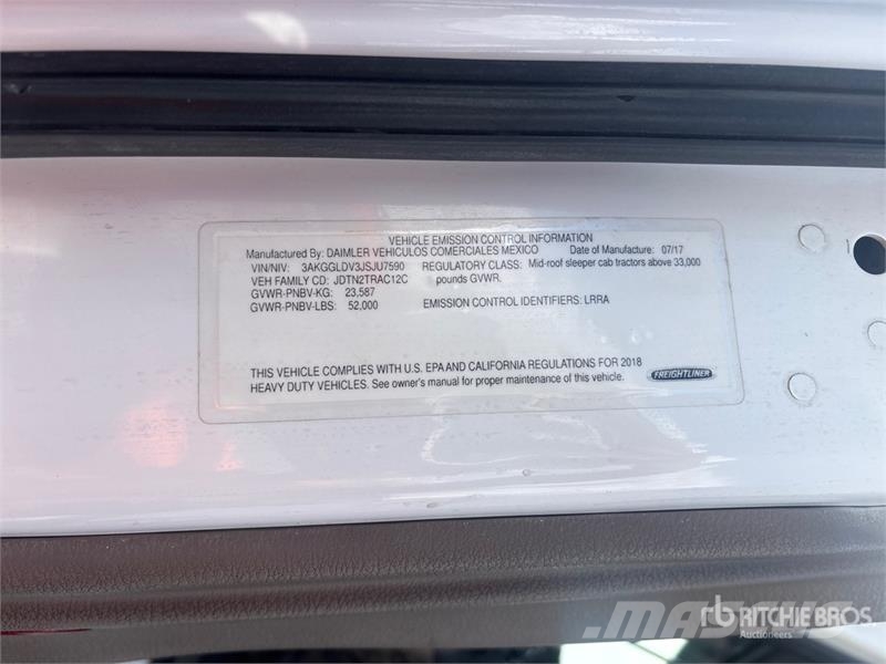 Freightliner Cascadia 125 6x2 T/A Sleeper Truck Tractor Седельные тягачи