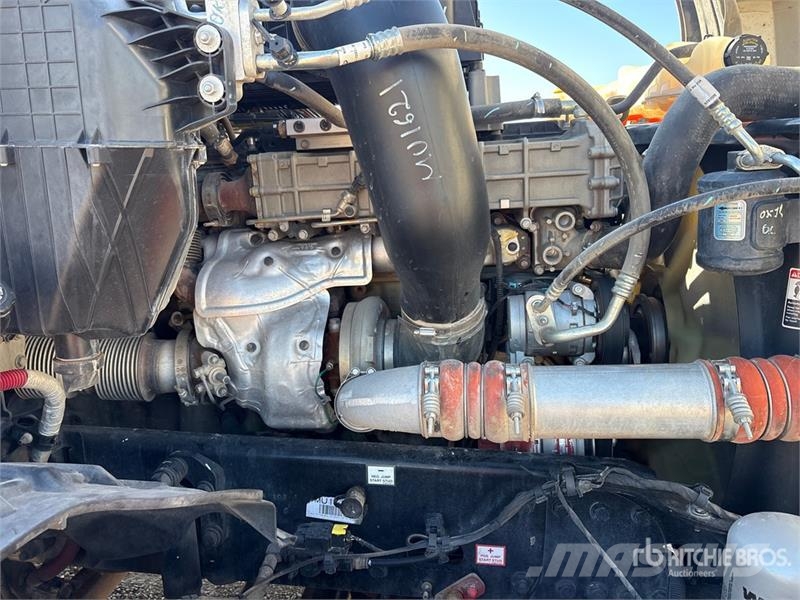 Freightliner Cascadia 126 Kipper