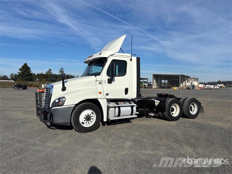 Freightliner Cascadia 125 Vlačilci