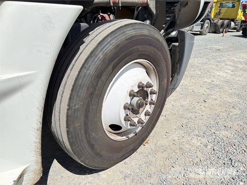 Freightliner Cascadia 125 Tahače