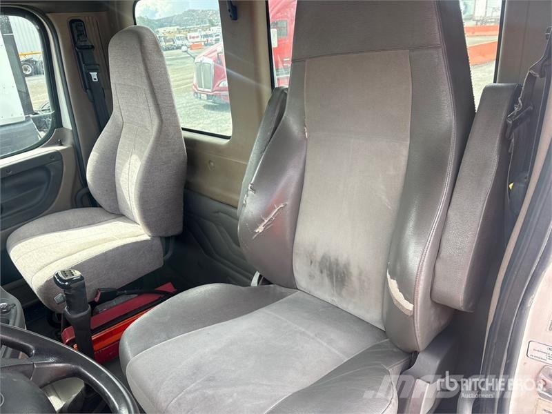Freightliner Cascadia 125 Седельные тягачи